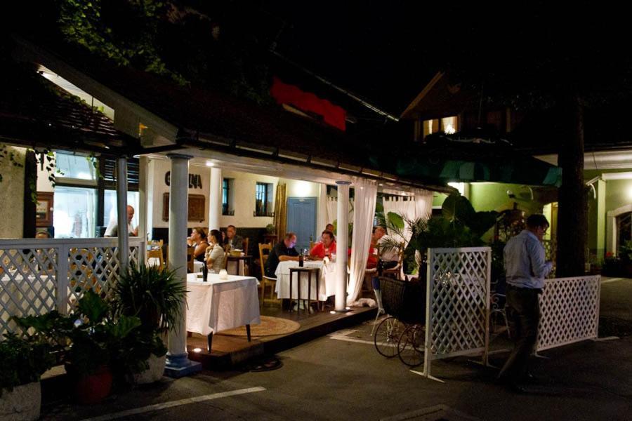 斯伯恩酒店 Radomlje 外观 照片